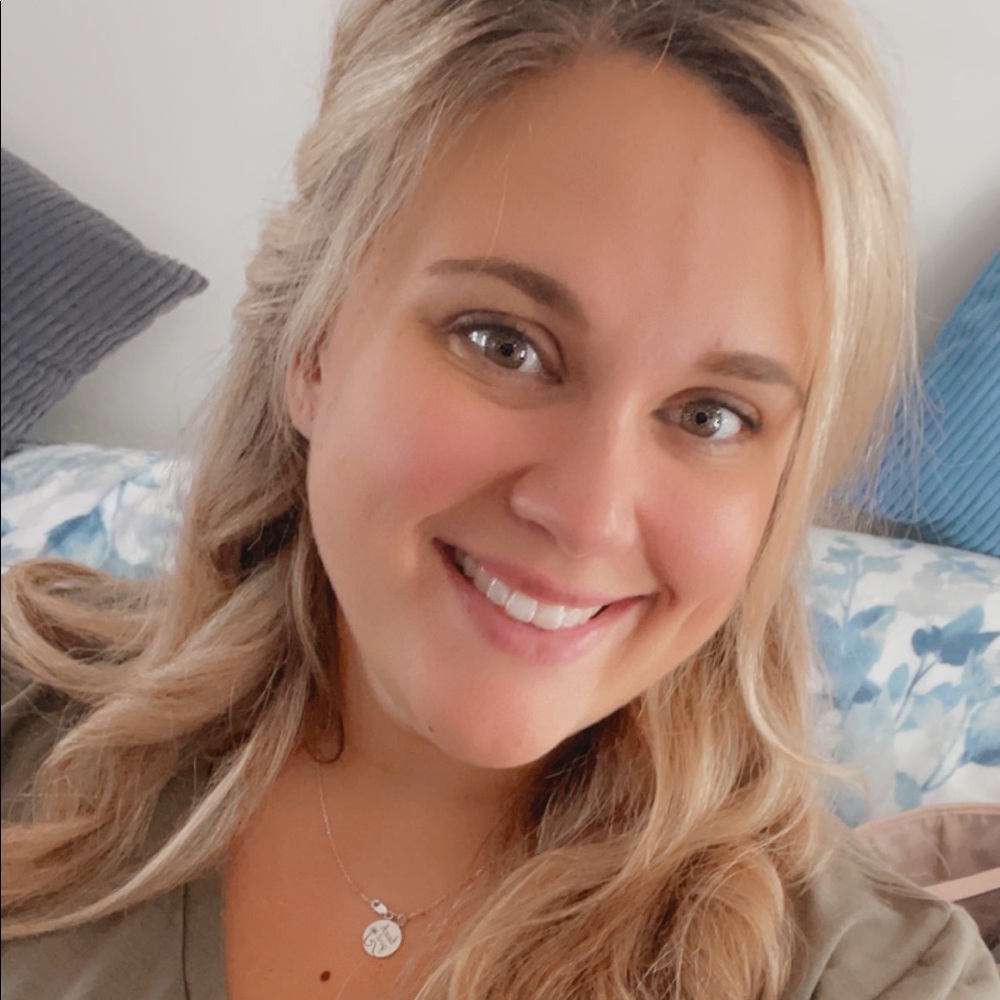 Meet your Posher, Amanda